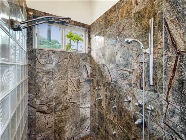 Unforgettable Vacation Rental with 3 Bedrooms & Great Views
