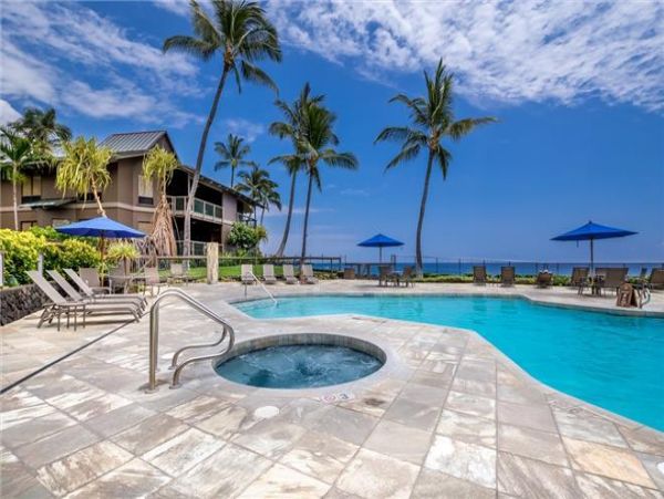 Kona Condo with 3 Bedroom