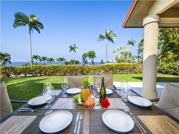 Pure Luxury Three Bedroom Villa Oceanfront