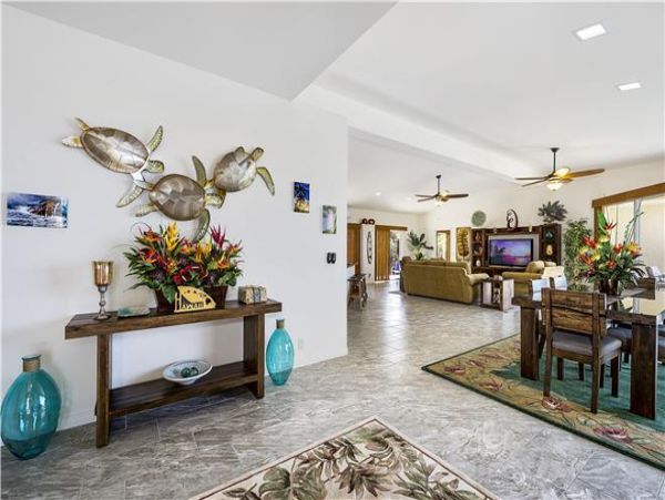 Pure Luxury Three Bedroom Villa Oceanfront