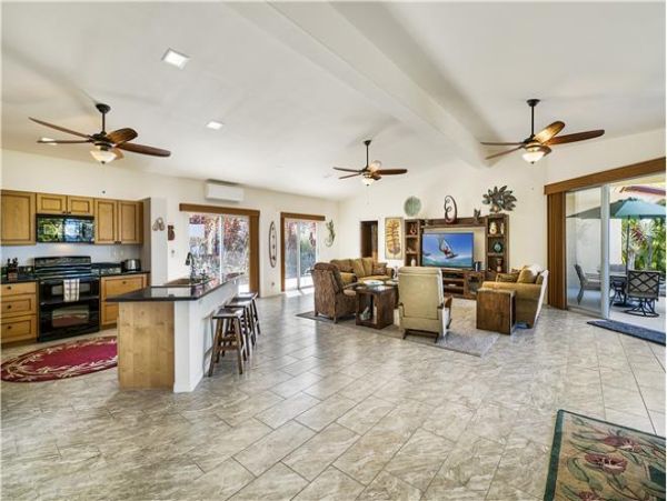 Pure Luxury Three Bedroom Villa Oceanfront