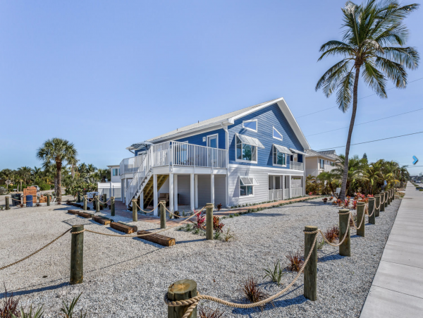 Fort Myers Beach Three Bedroom Condo