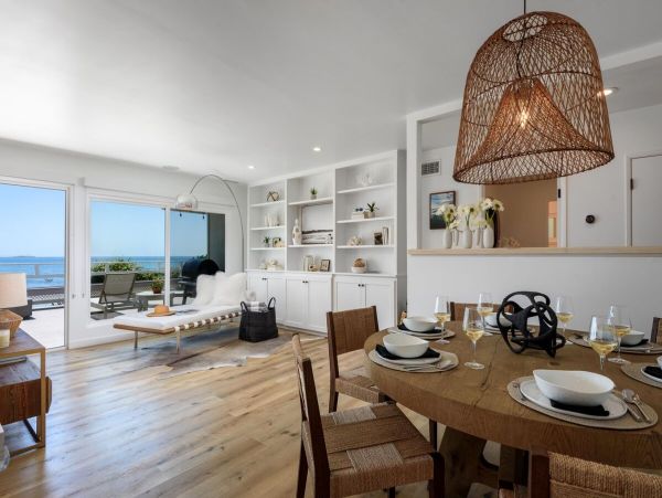 Carpinteria Oceanfront 2 Bedroom Luxury Home