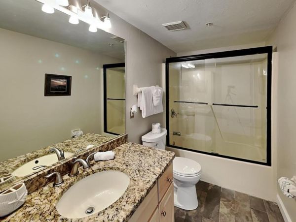 Fort Myers Vacation Condo Two Bedroom