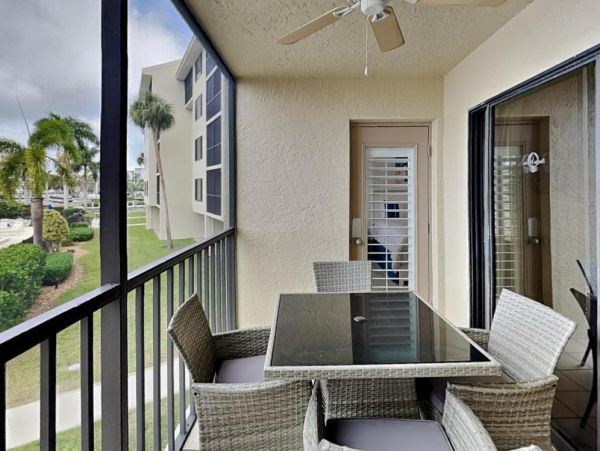 Fort Myers Vacation Condo Two Bedroom