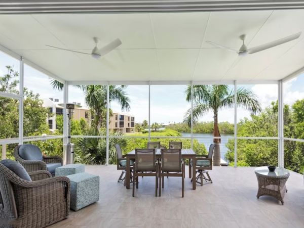 Fort Myers Vacation Pool Home Walk to Beach Three Bedroom