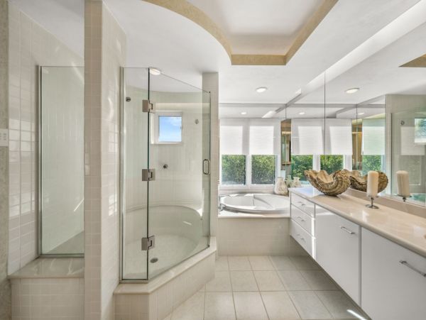 The Ultimate Captiva Vacation Residence with 4 Bedrooms