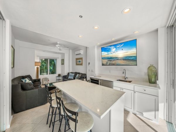 The Ultimate Captiva Vacation Residence with 4 Bedrooms