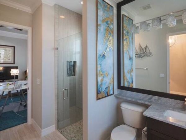 Short Walk to Beach Naples Three Bedroom + Den Vacation Home