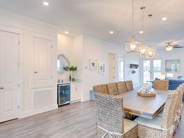 Destin Luxury 6 Bedroom Vacation Rental with Pool
