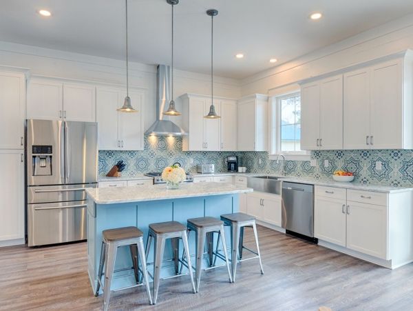 Destin Luxury 6 Bedroom Vacation Rental with Pool