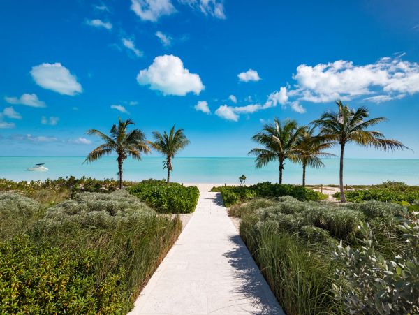 Seafront Six Bedroom Rental Home in Turks and Caicos