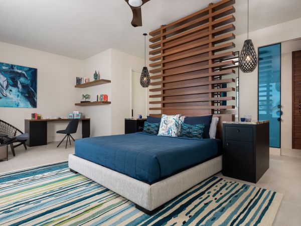Seafront Six Bedroom Rental Home in Turks and Caicos