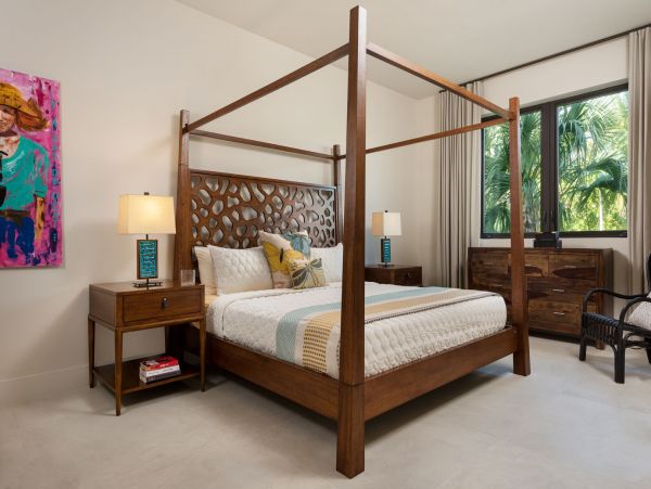 Seafront Six Bedroom Rental Home in Turks and Caicos