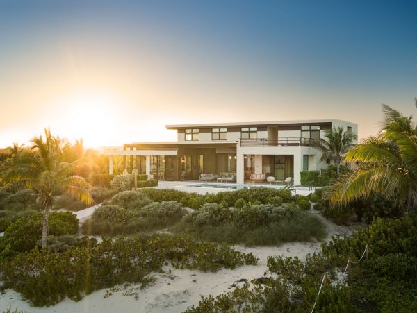 Seafront Six Bedroom Rental Home in Turks and Caicos