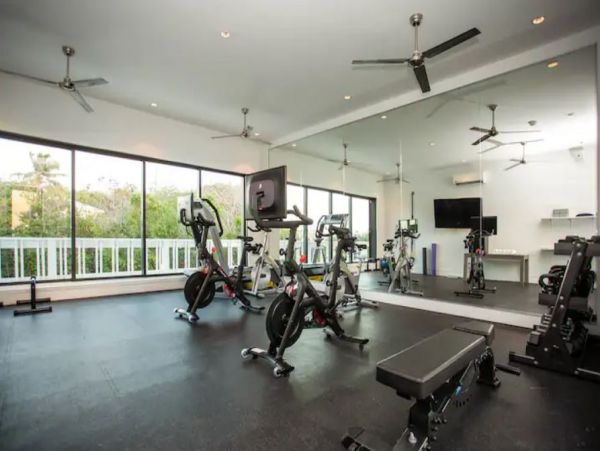 The Ultimate Turks & Caicos Staffed Beach Villa