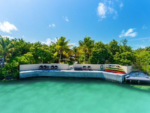 Turks And Caicos Home 975200