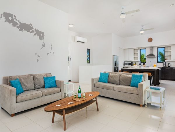 Turks And Caicos Home 975203