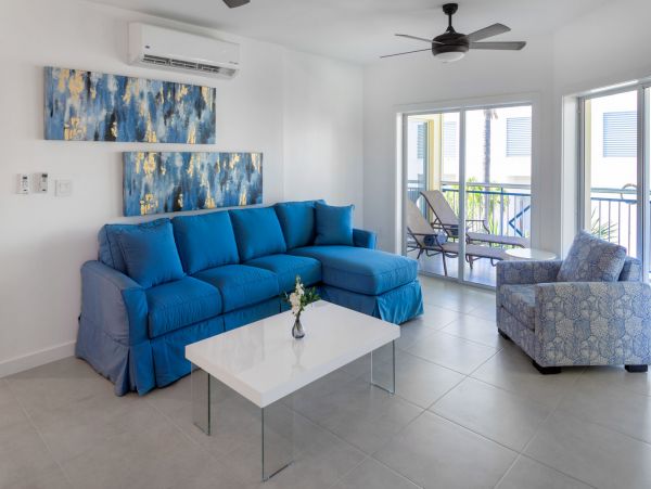 Turks and Caicos Vacation Condo Three Bedroom Walk to Beach