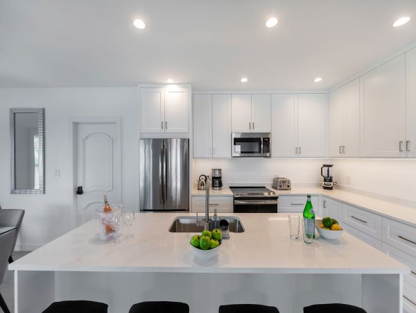 Turks and Caicos Vacation Condo Three Bedroom Walk to Beach