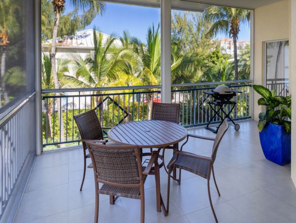 Turks and Caicos Vacation Condo Three Bedroom Walk to Beach
