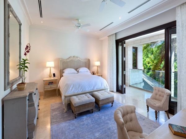 Barbados Home 975398