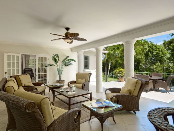 Luxury 9 Bedroom Pool Villa with Staff in Barbados