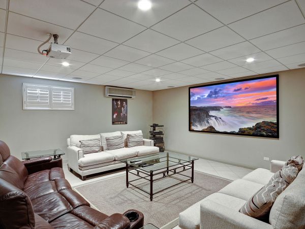 Luxury 9 Bedroom Pool Villa with Staff in Barbados