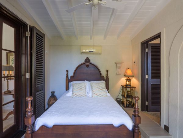 Barbados Home 975411