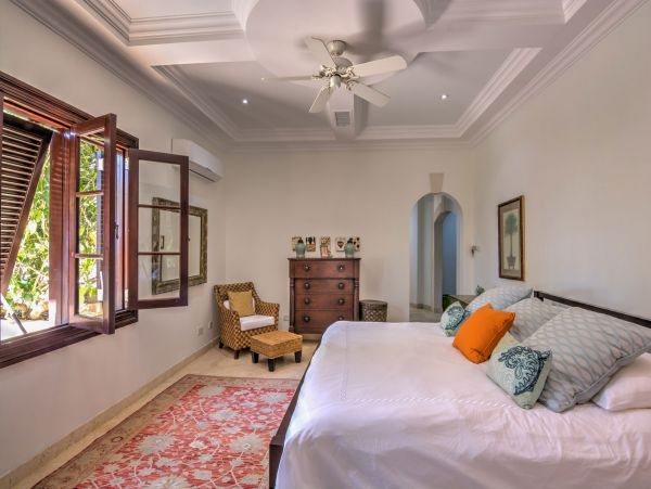 Barbados Home 975411