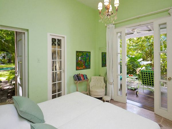 Barbados Home 975421