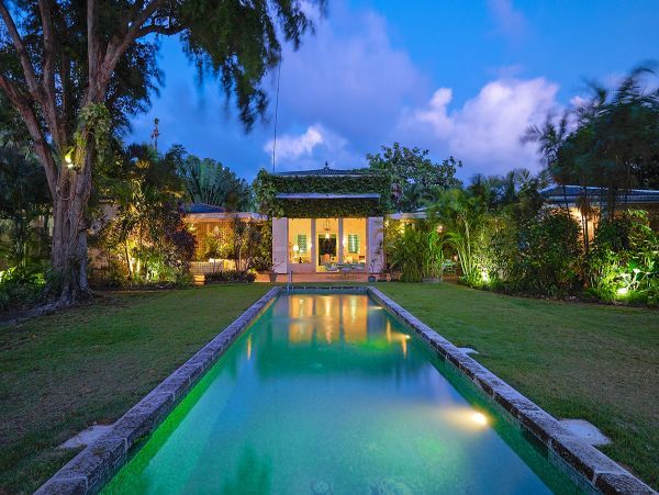 Barbados Home 975421