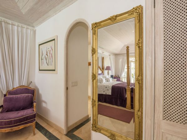 Barbados Condo 975429