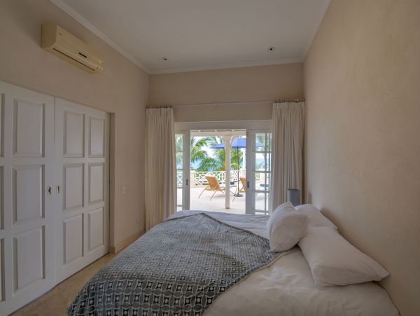 Barbados Home 975439