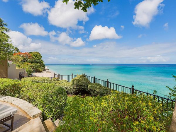 Barbados Condo 975442