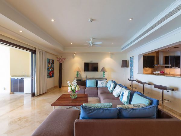 Barbados Condo 975442