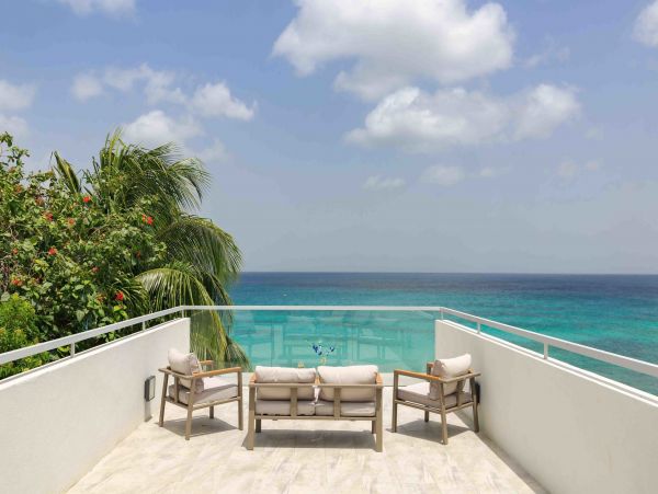 Barbados Home 975443