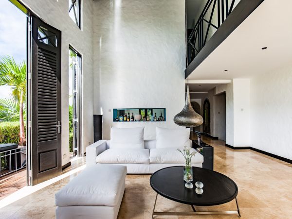 Barbados Home 975446