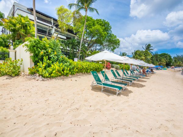 Barbados Condo 975449