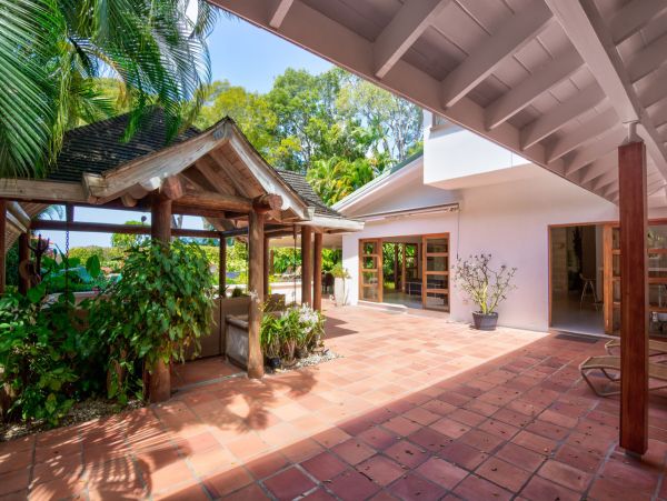 Barbados Home 975452
