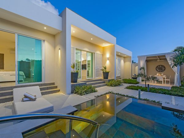 Barbados Home 975456