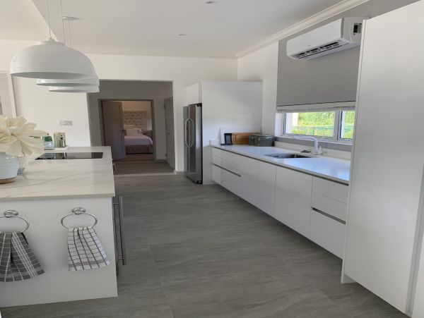 Barbados Home 975457