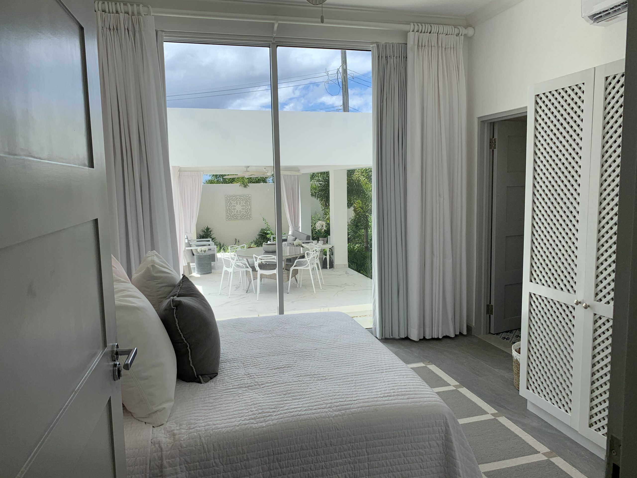 Barbados Home 975457