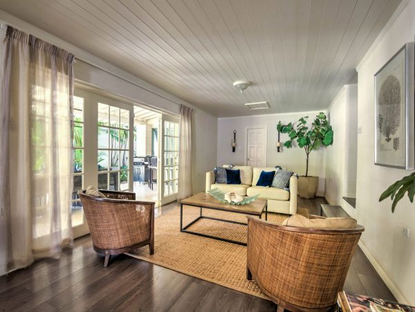 Barbados Home 975459