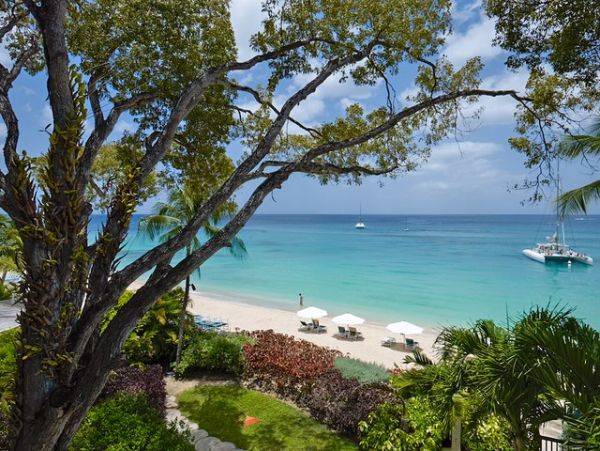 Barbados Condo 975460