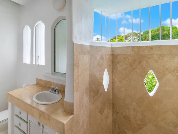 Luxury Barbados Villa Amazing  Pool