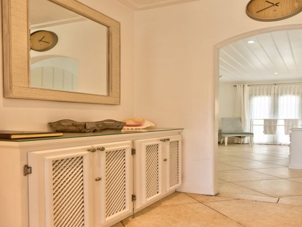 Barbados Home 975465