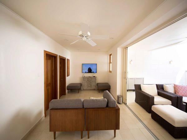Barbados Home 975466