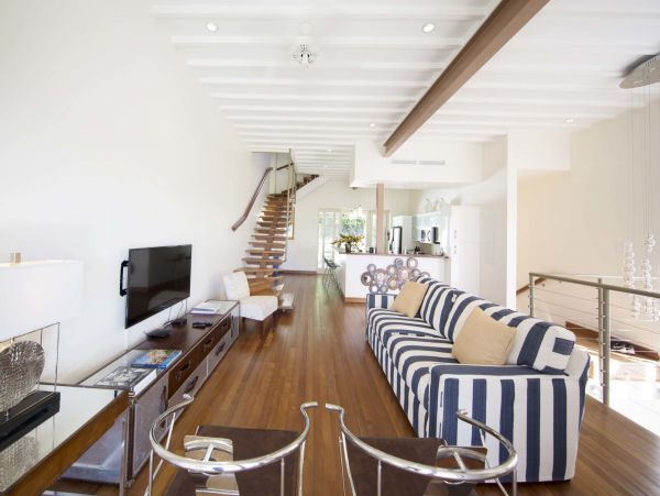 Barbados Home 975466