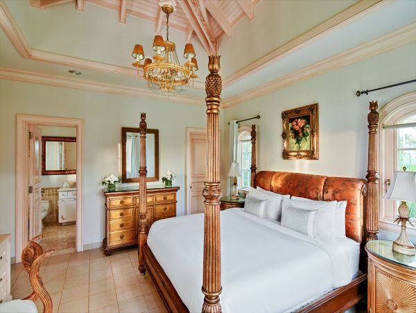 Oceanfront Stunning Ten Bedroom Estate in Saint Martin